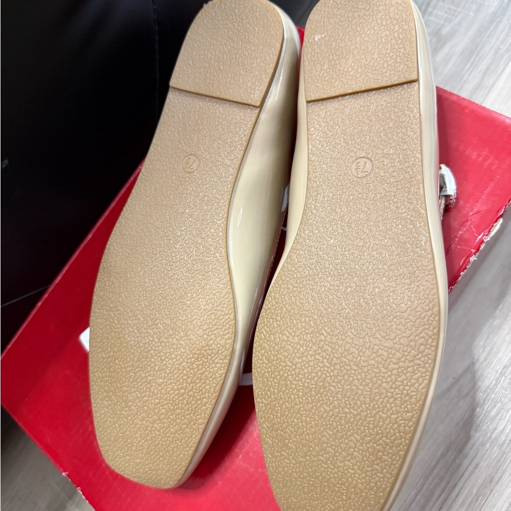 Journee Collection Beige Mary Jane Flats - Picture 3 of 6